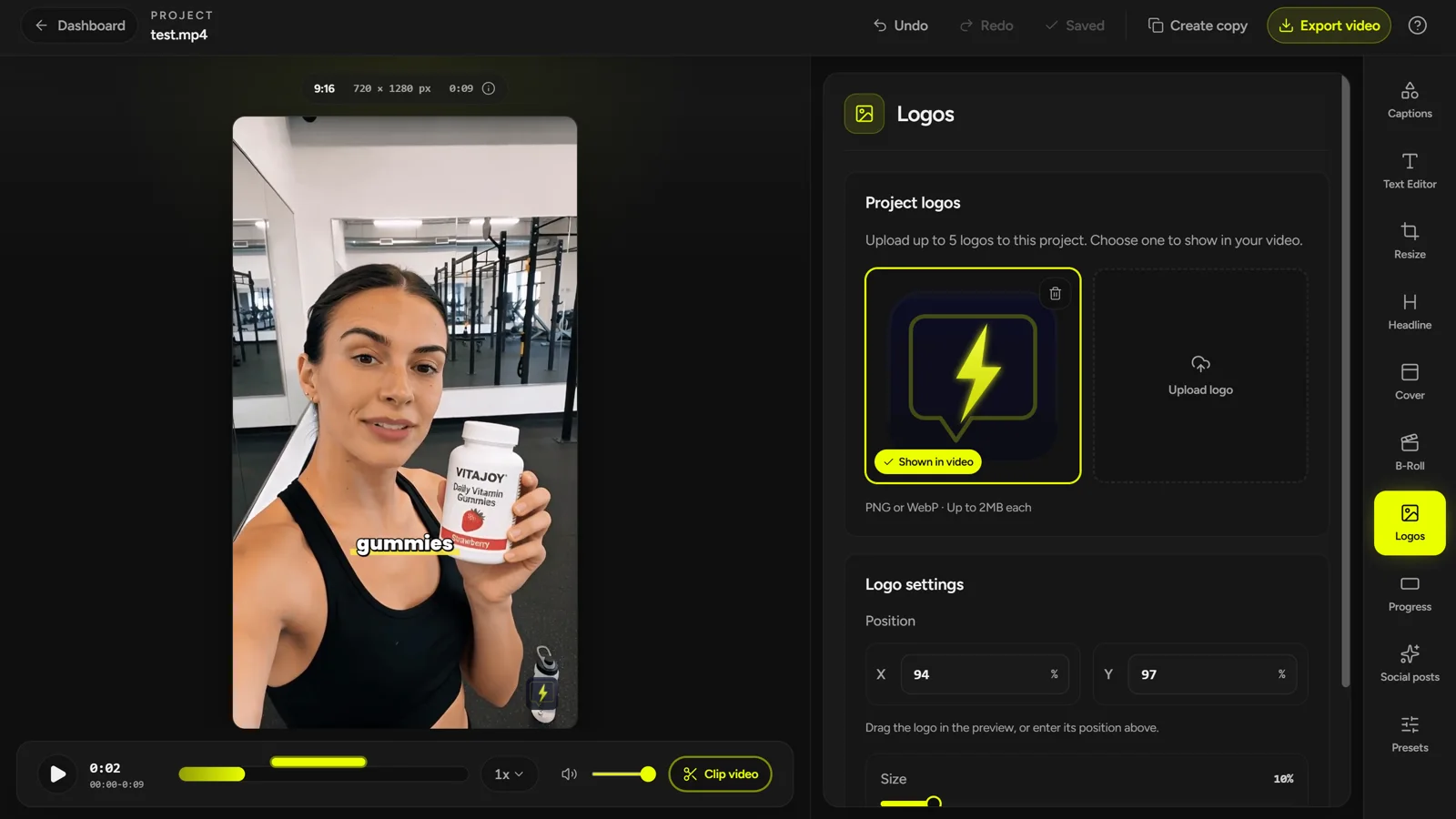CaptionBolt Logo pannello con controlli di caricamento, dimensione, opacità e posizionamento